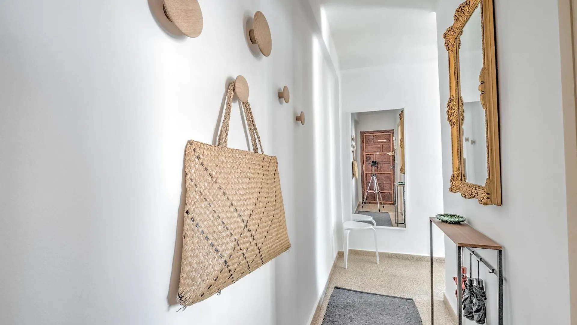Penthouse With Rooftop Terrace In Torrecilla 内尔哈