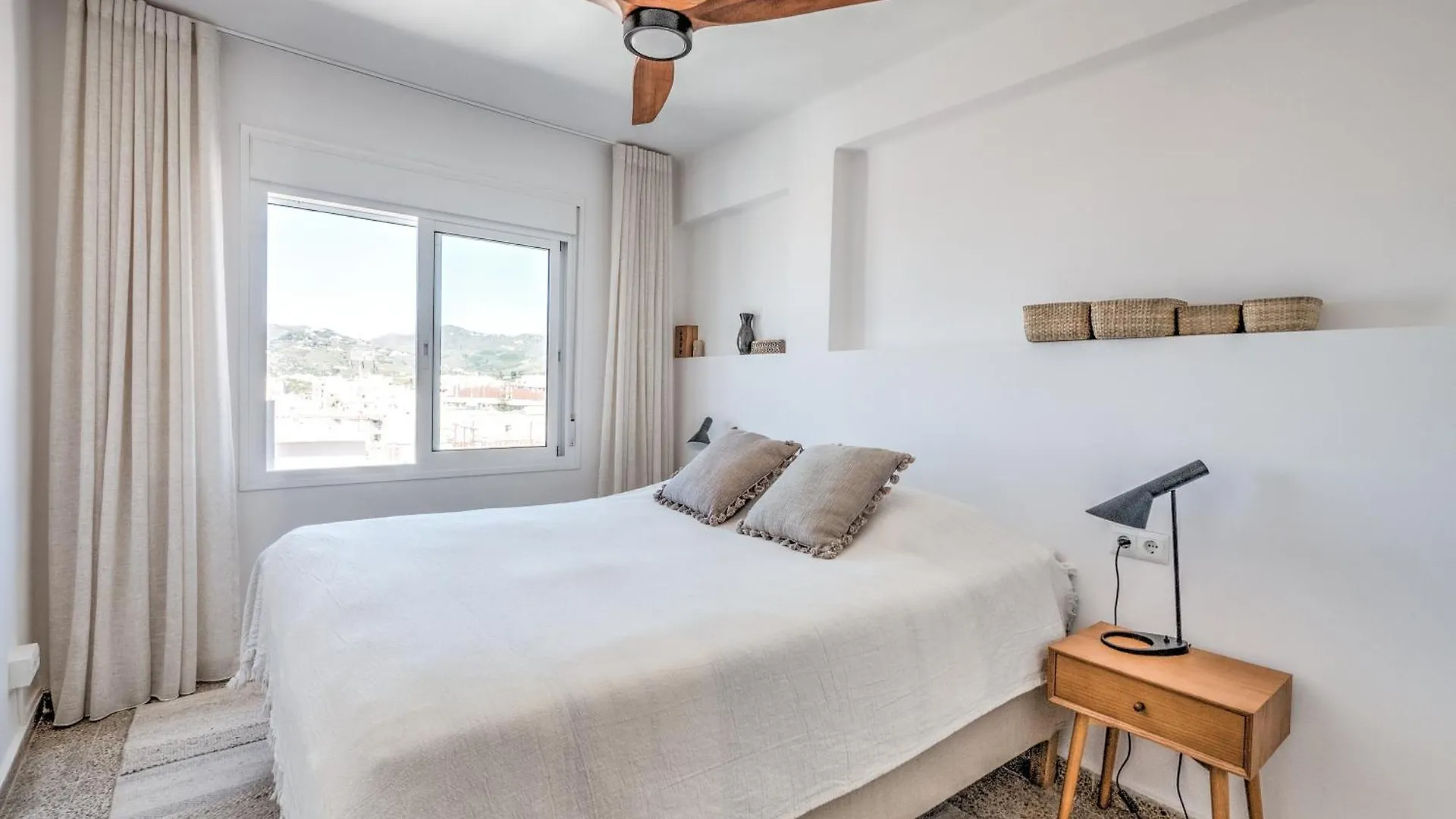 公寓 Penthouse With Rooftop Terrace In Torrecilla 内尔哈
