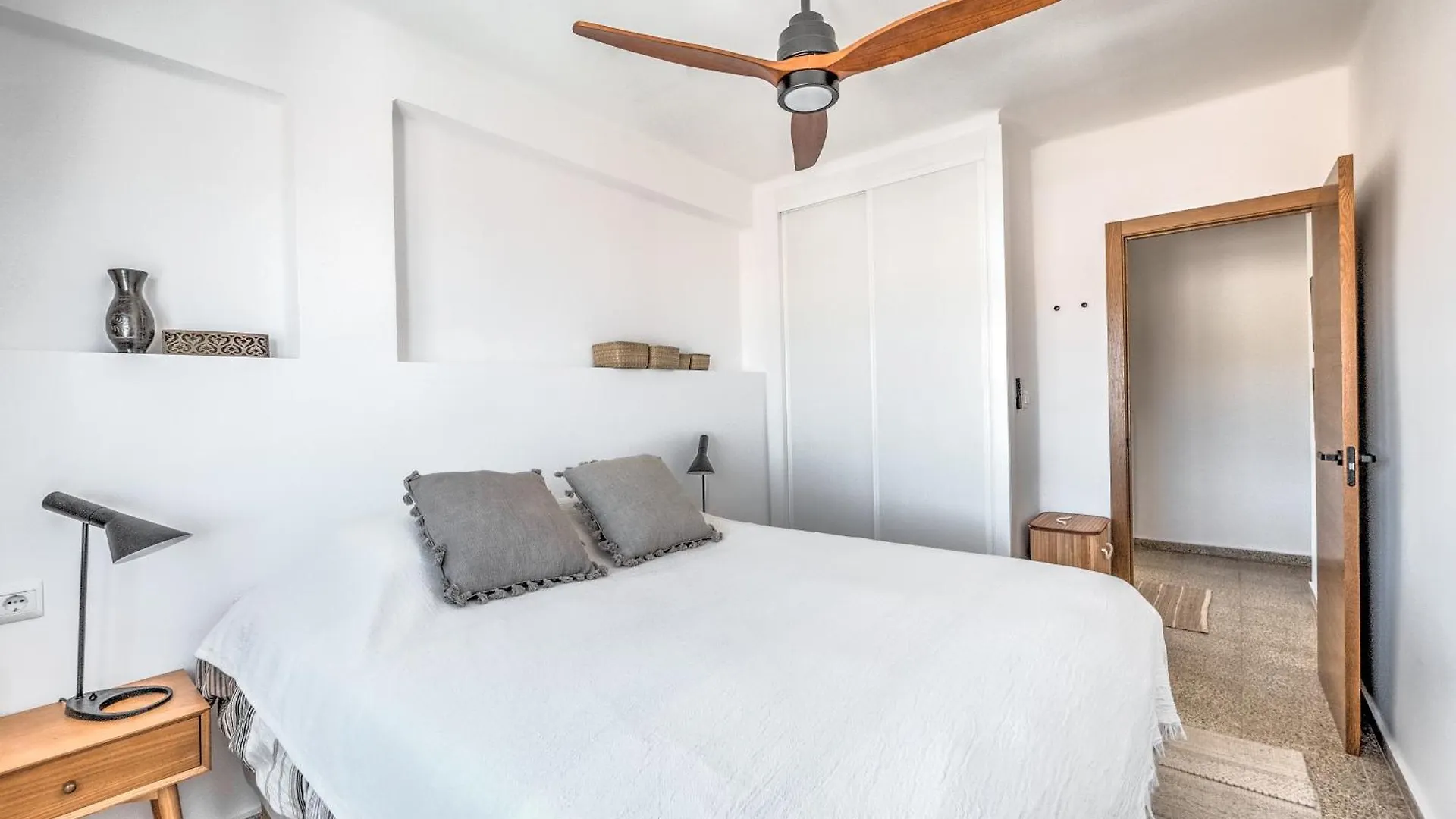 Penthouse With Rooftop Terrace In Torrecilla Nerja